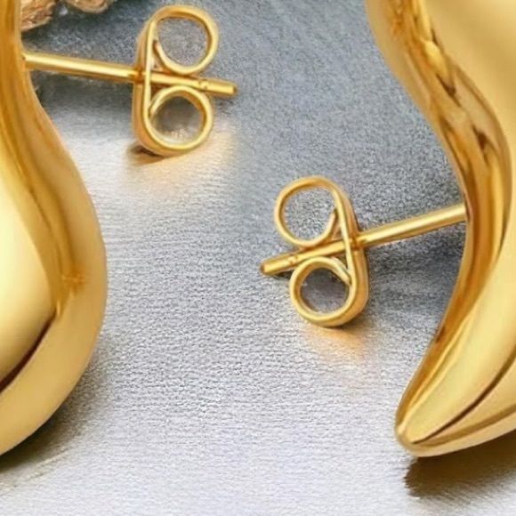 NEW Stud Drop Earrings Waterdrop Gold Plated Hypoallergenic - Picture 5 of 5